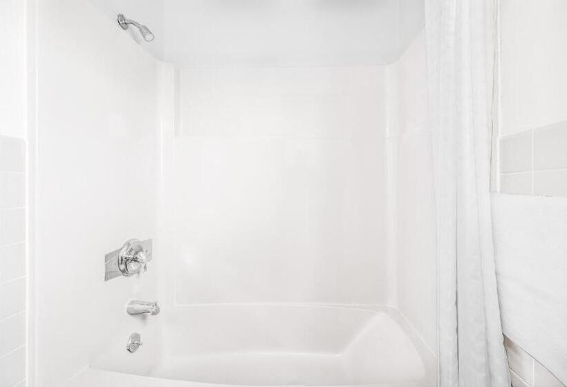 스탠다드 룸 더블 침대 2개, Knights Inn Pine Grove