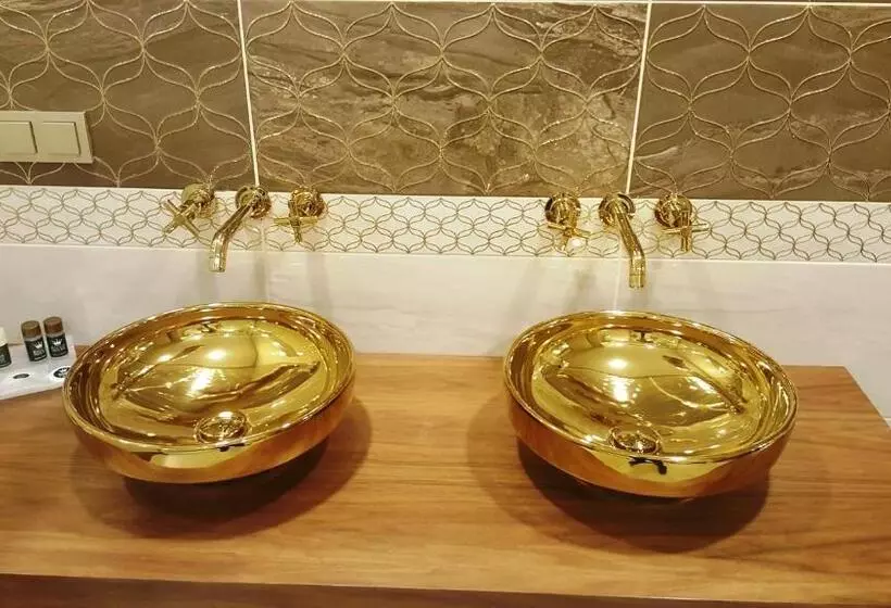 سوئیت با تخت بزرگ, Kumburgaz Marin Princess