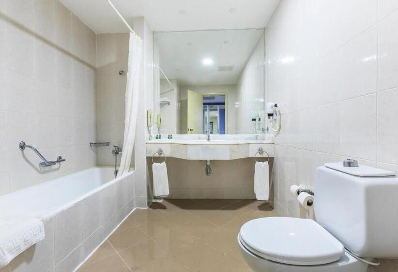 غرفة قياسية ثلاثية, Kumburgaz Marin Princess