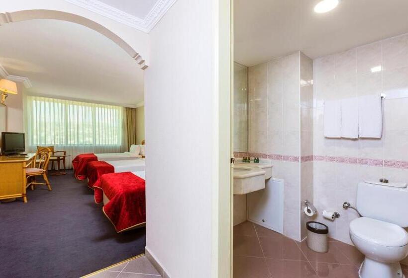 غرفة قياسية ثلاثية, Kumburgaz Marin Princess