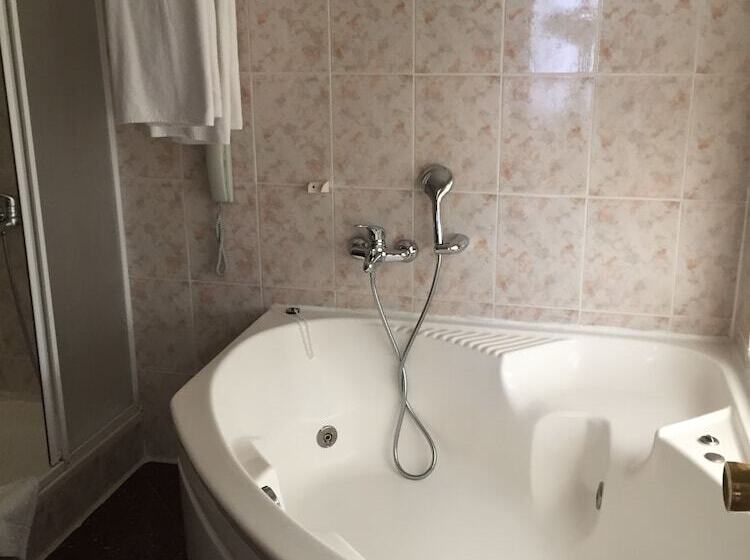 جناح جونيور, Kumburgaz Marin Princess