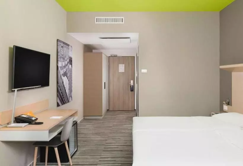スーペリアールーム, Park Inn By Radisson Budapest