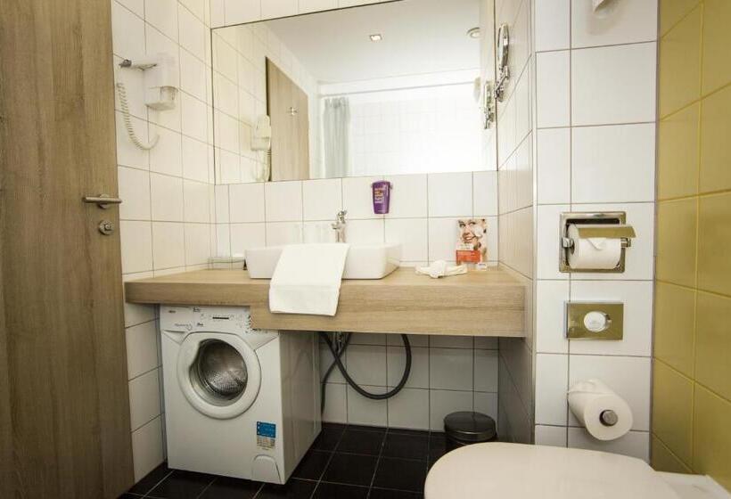 Juniorsviitti Keittiö, Park Inn By Radisson Budapest