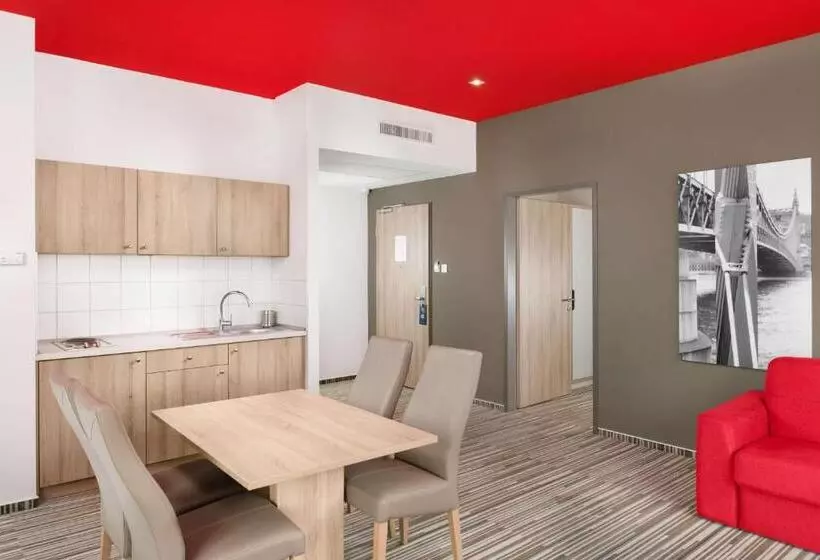 スイート, Park Inn By Radisson Budapest