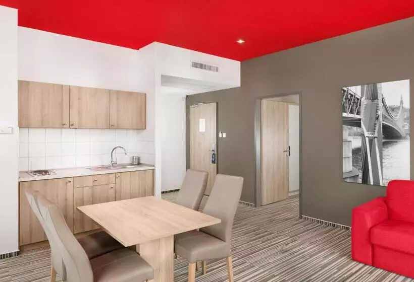 スイート, Park Inn By Radisson Budapest