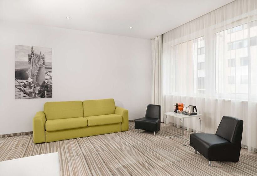 Perhesviitti, Park Inn By Radisson Budapest