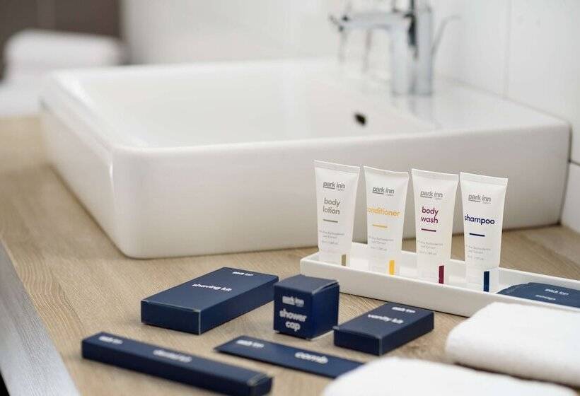 Perhesviitti, Park Inn By Radisson Budapest