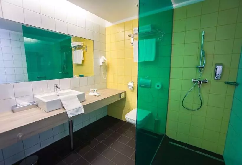 スーペリアールーム, Park Inn By Radisson Budapest