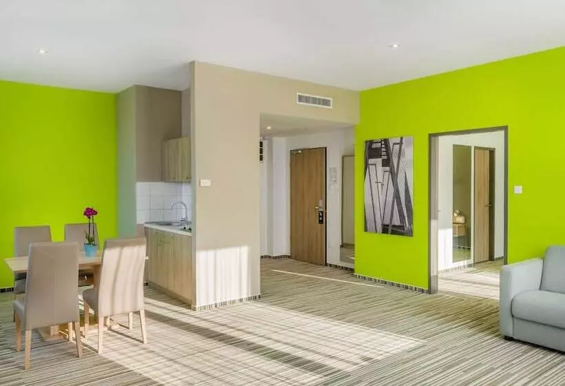 スイート, Park Inn By Radisson Budapest