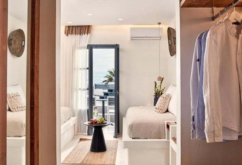 Полулюкс, Parian Boutique