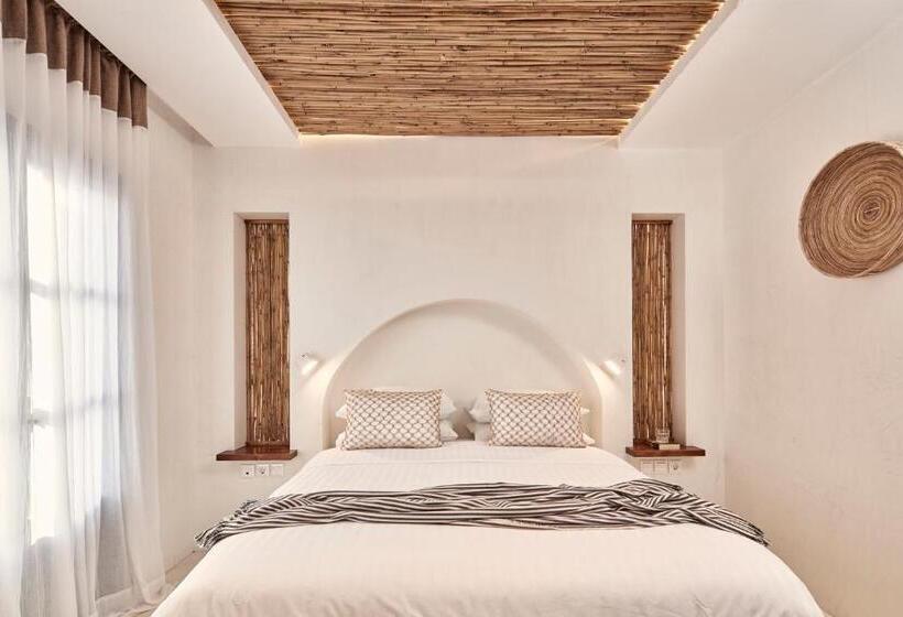 Номер Стандарт Адаптированный для Инвалидов, Parian Boutique