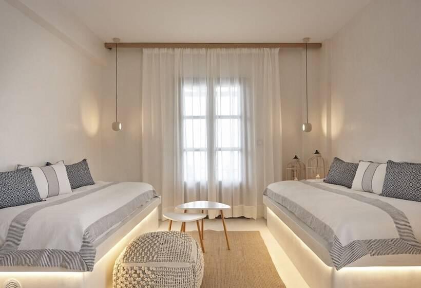 Полулюкс, Parian Boutique