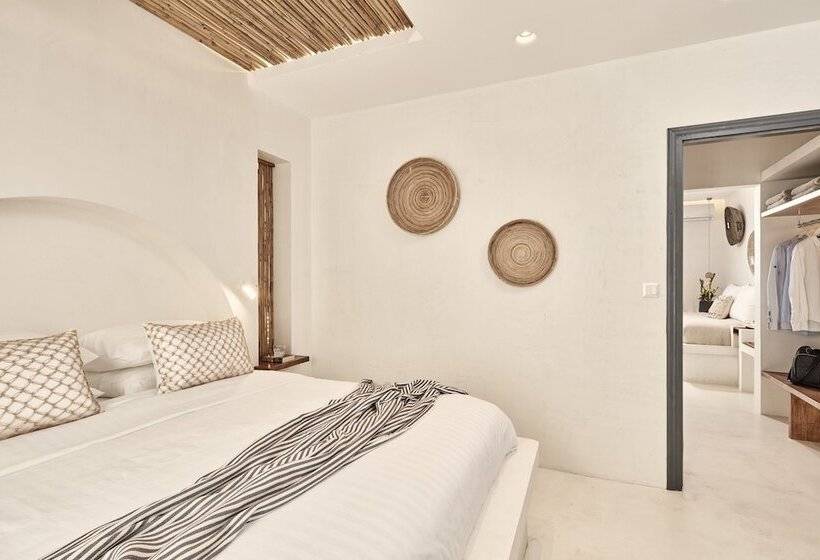 Полулюкс, Parian Boutique