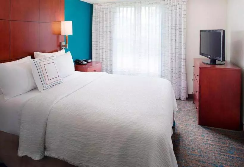 キングサイドベッドのスタンダードワンルーム, Residence Inn By Marriott Roanoke Airport
