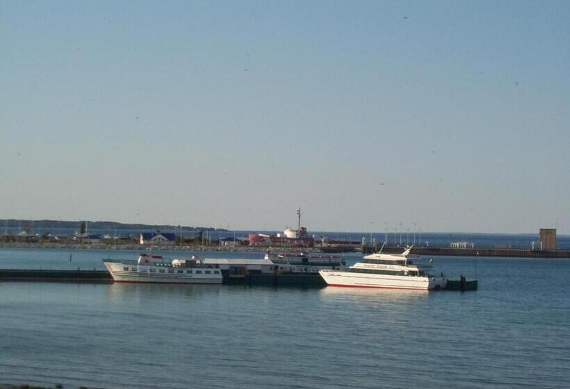 Стандартный Номер Кровать Кинг, Mackinaw Beach And Bay Inn & Suites