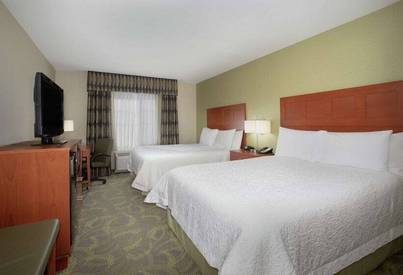Номер Стандарт 2 Двуспальные Кровати, Hampton Inn And Suites Astoria