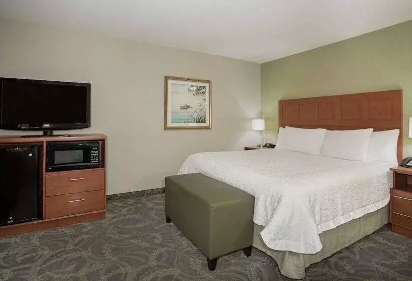 ダブルベッドスタンダードルーム, Hampton Inn And Suites Astoria