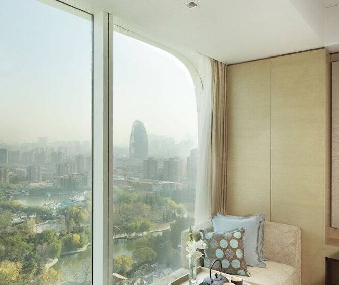 行政房间, Conrad Beijing