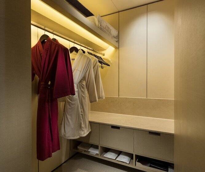 行政房间, Conrad Beijing