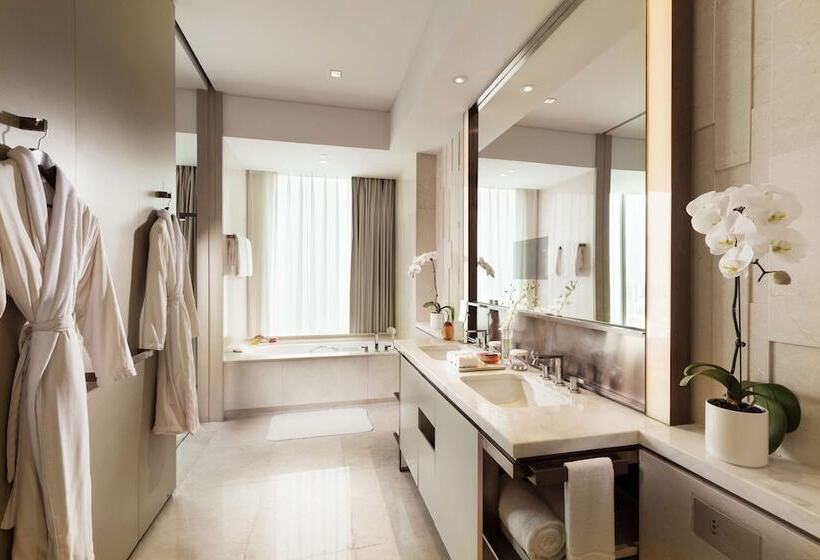 高级客房, Conrad Beijing