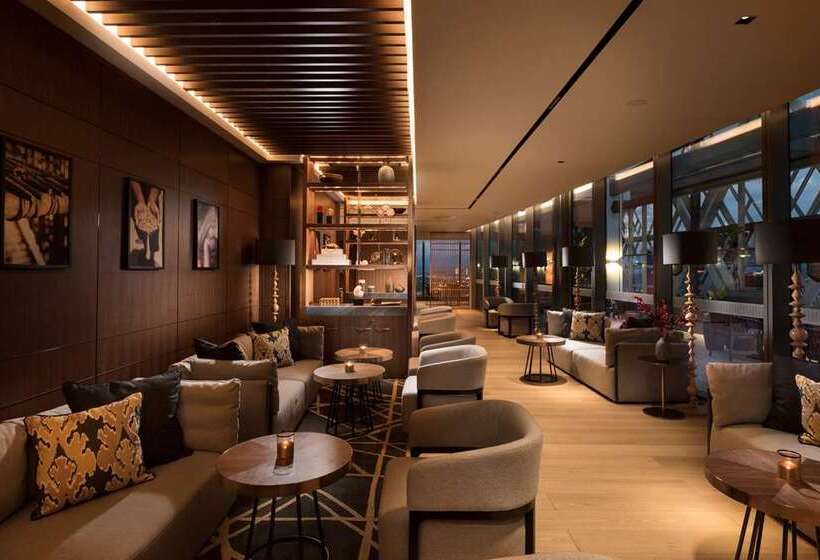 اتاق اجرایی, Conrad Beijing
