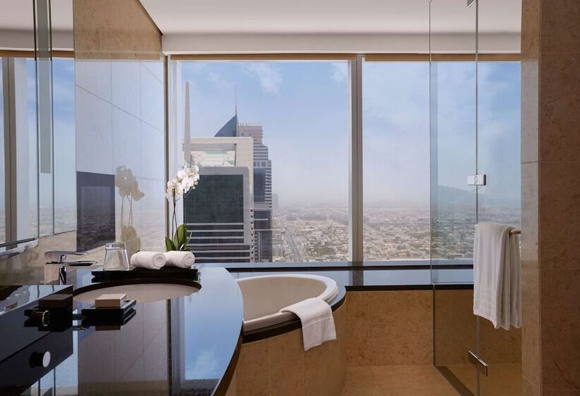 سوییت اجرایی, Conrad Dubai