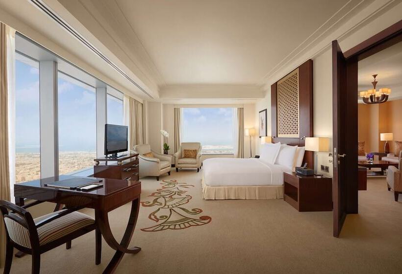 سوییت اجرایی, Conrad Dubai