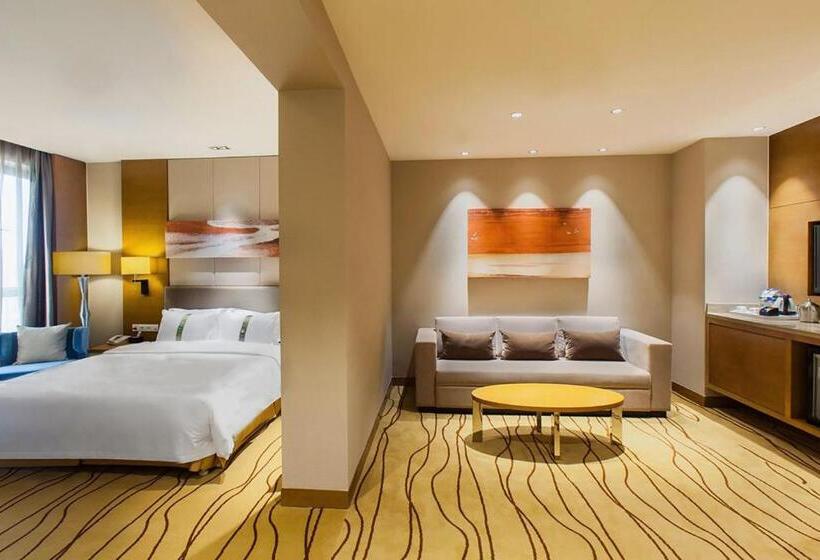 Номер Executive Кровать Кинг, Holiday Inn Panjin Aqua City, An Ihg