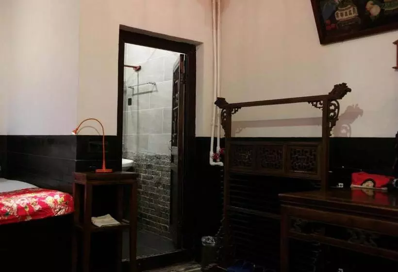 Pokój Deluxe Trzyosobowy, Pingyao Yide