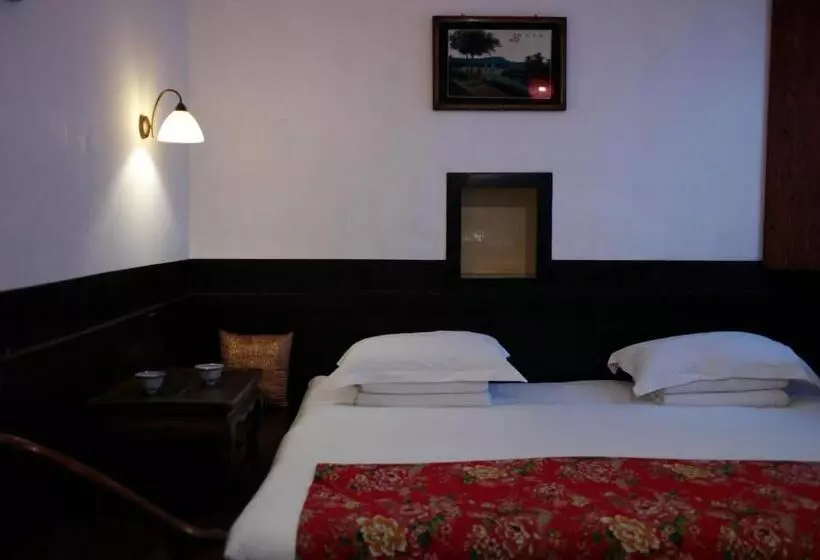 Pokój Deluxe Trzyosobowy, Pingyao Yide