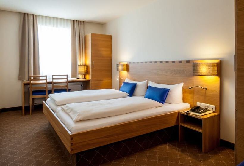 Номер бизнес-класса, Rumer Hof