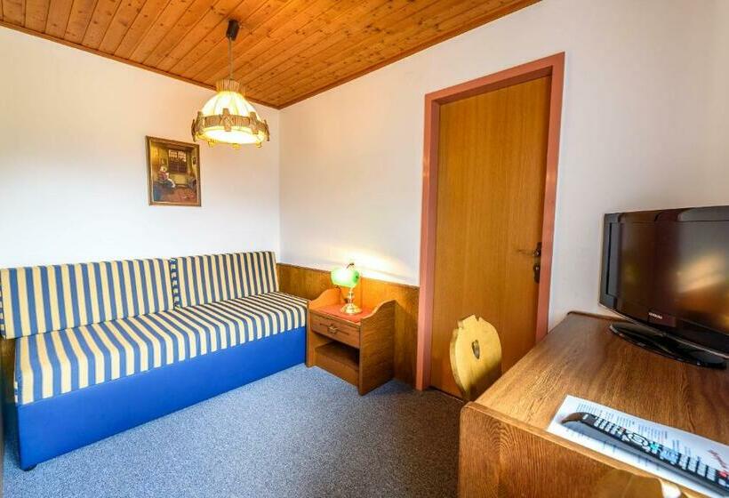 غرفة قياسية ثلاثية, & Gasthof Taferne