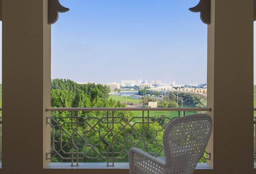 اتاق پرمیوم, Waldorf Astoria Ras Al Khaimah