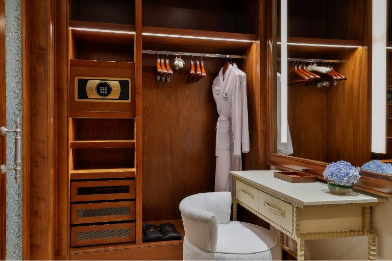 اتاق پرمیوم, Waldorf Astoria Ras Al Khaimah