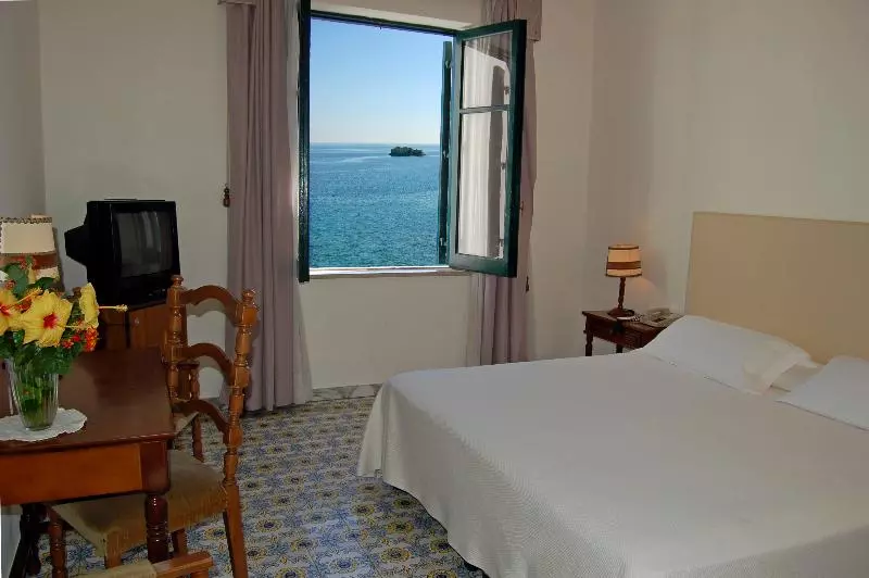 Premium-huone Merinäkymä, Waldorf Astoria Ras Al Khaimah