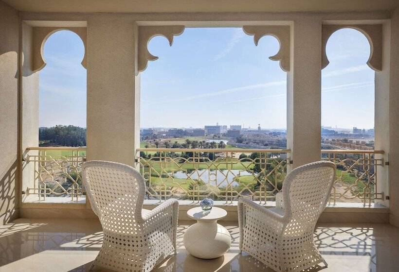 اتاق پرمیوم, Waldorf Astoria Ras Al Khaimah