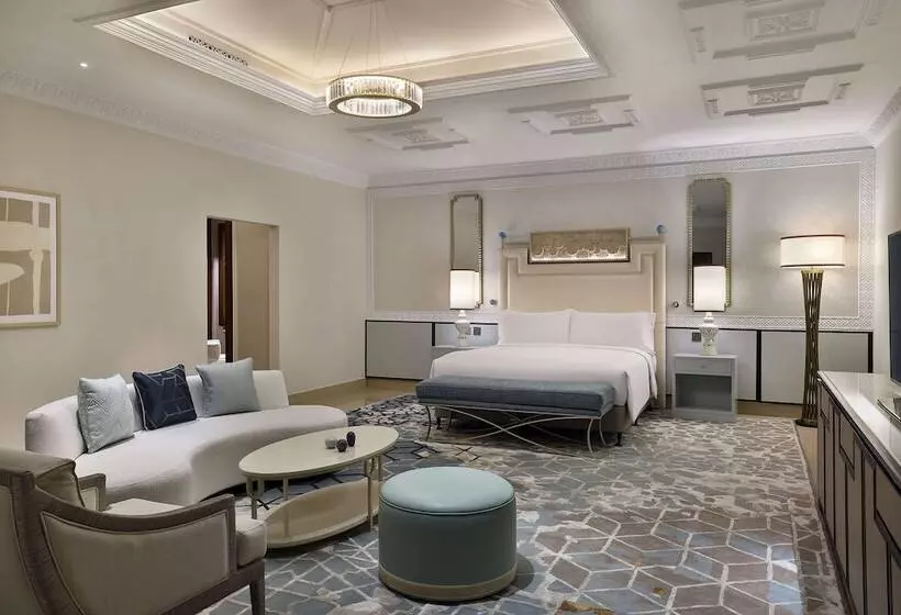 Sviitti Merinäkymä, Waldorf Astoria Ras Al Khaimah