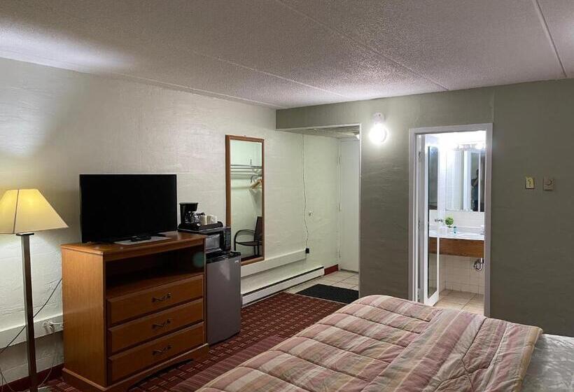 キングサイズベッドのスタンダードルーム, The Autumn Inn