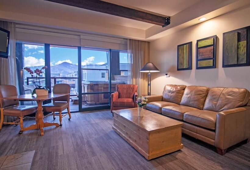 Люкс Deluxe Вид на Горы, Newpark Resort