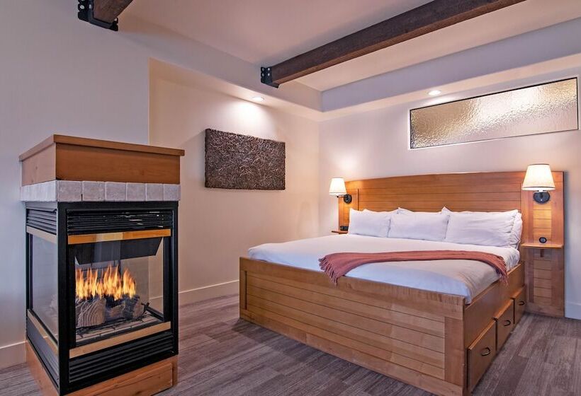 可观山景的豪华套房, Newpark Resort