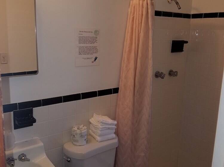 غرفة قياسية, Siesta Motel