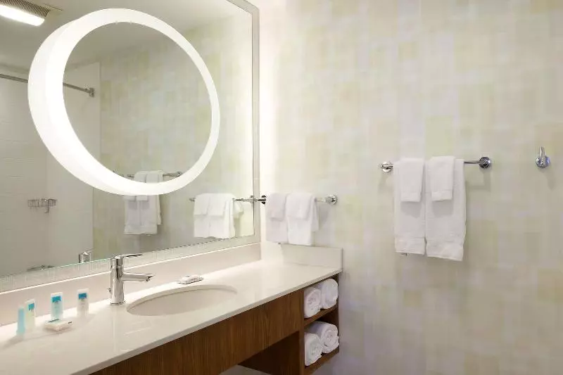 キングサイドベッドのスタンダードワンルーム, Springhill Suites By Marriott Chicago Waukegan/gurnee