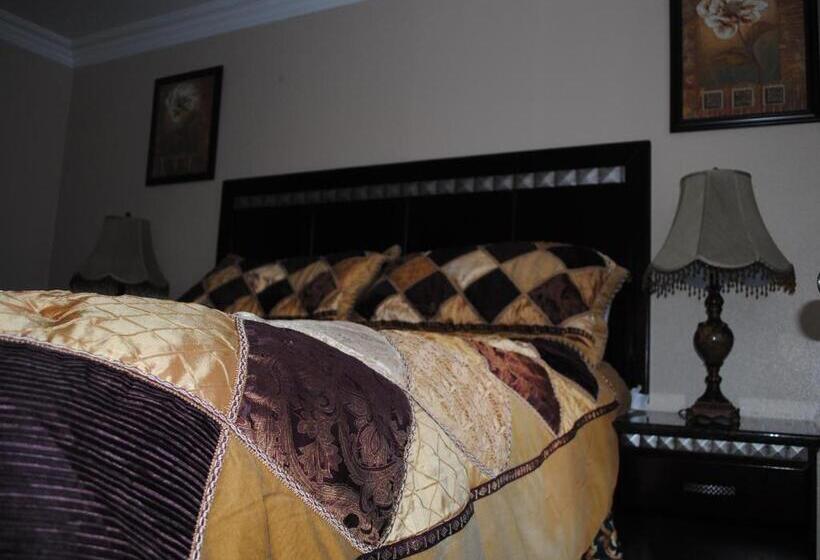 חדר סטנדרט עם מיטת קינג, Crystal Lodge Motel