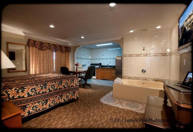 סוויטה עם ג'קוזי, Crystal Lodge Motel