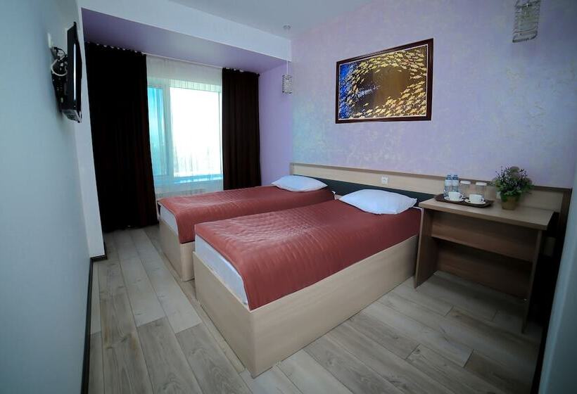 اتاق استاندارد, Astra