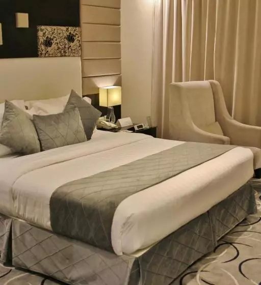 اتاق لوکس, Carawan Al Fahad