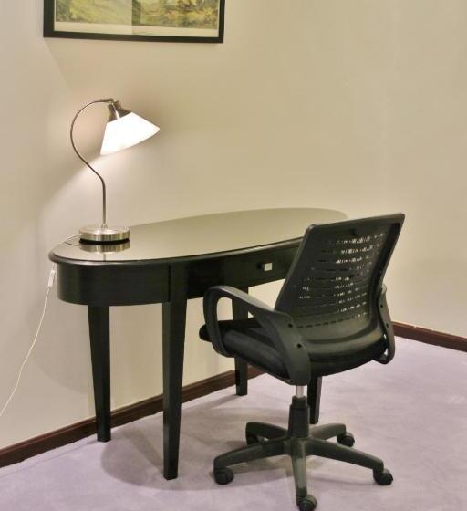 סוויטה אקזקיוטיב, Carawan Al Fahad