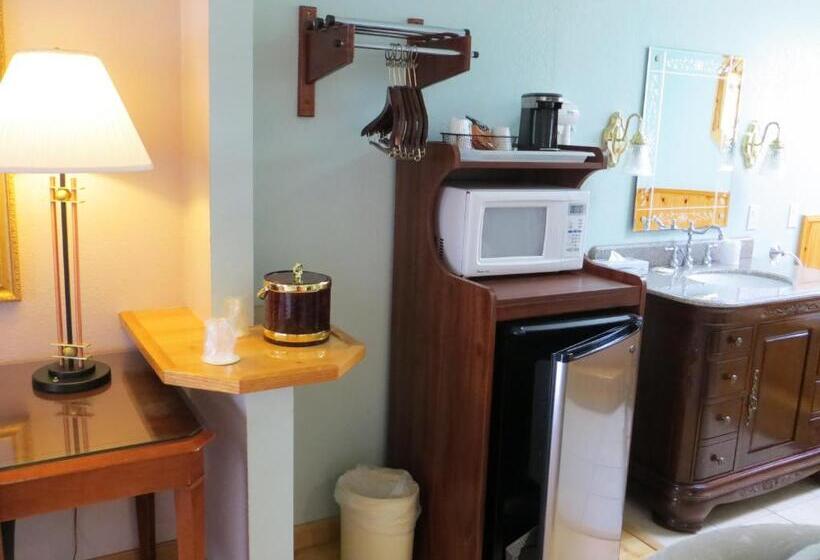 キングサイズベッドのスイートルーム, Coast Inn And Spa