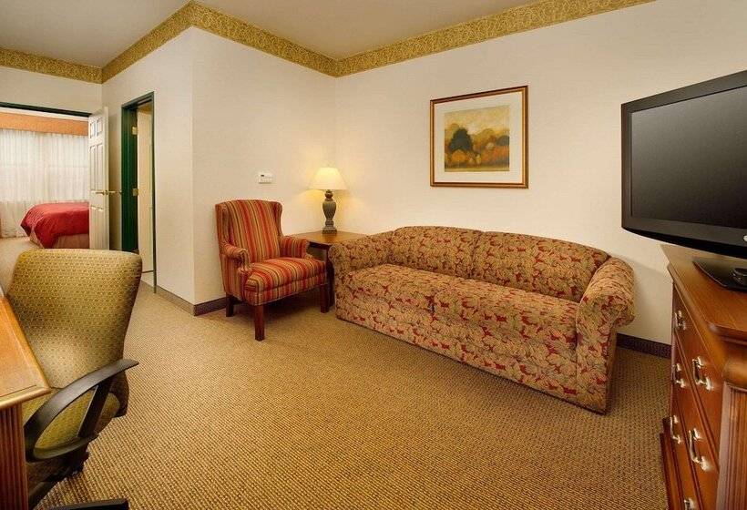 جناح مزود بجاكوزى, Country Inn & Suites By Radisson, Chambersburg, Pa