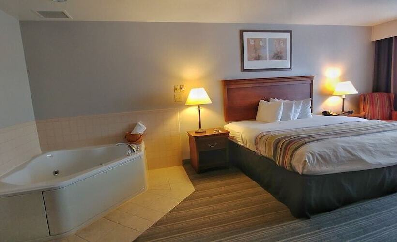 جناح مزود بجاكوزى, Country Inn & Suites By Radisson, Chambersburg, Pa